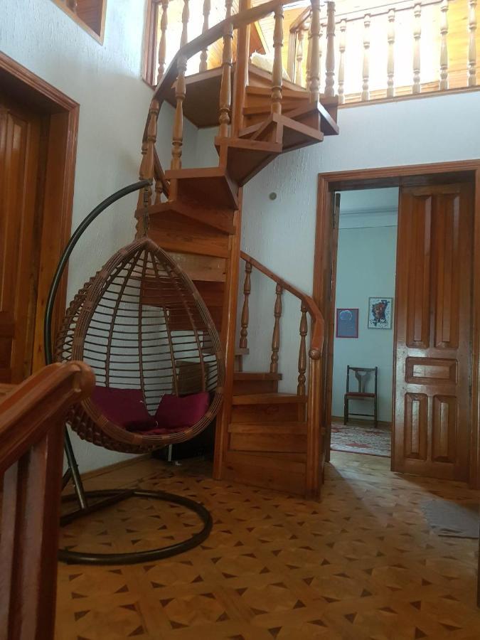 Hotel Shaumiani 쿠타이시 외부 사진