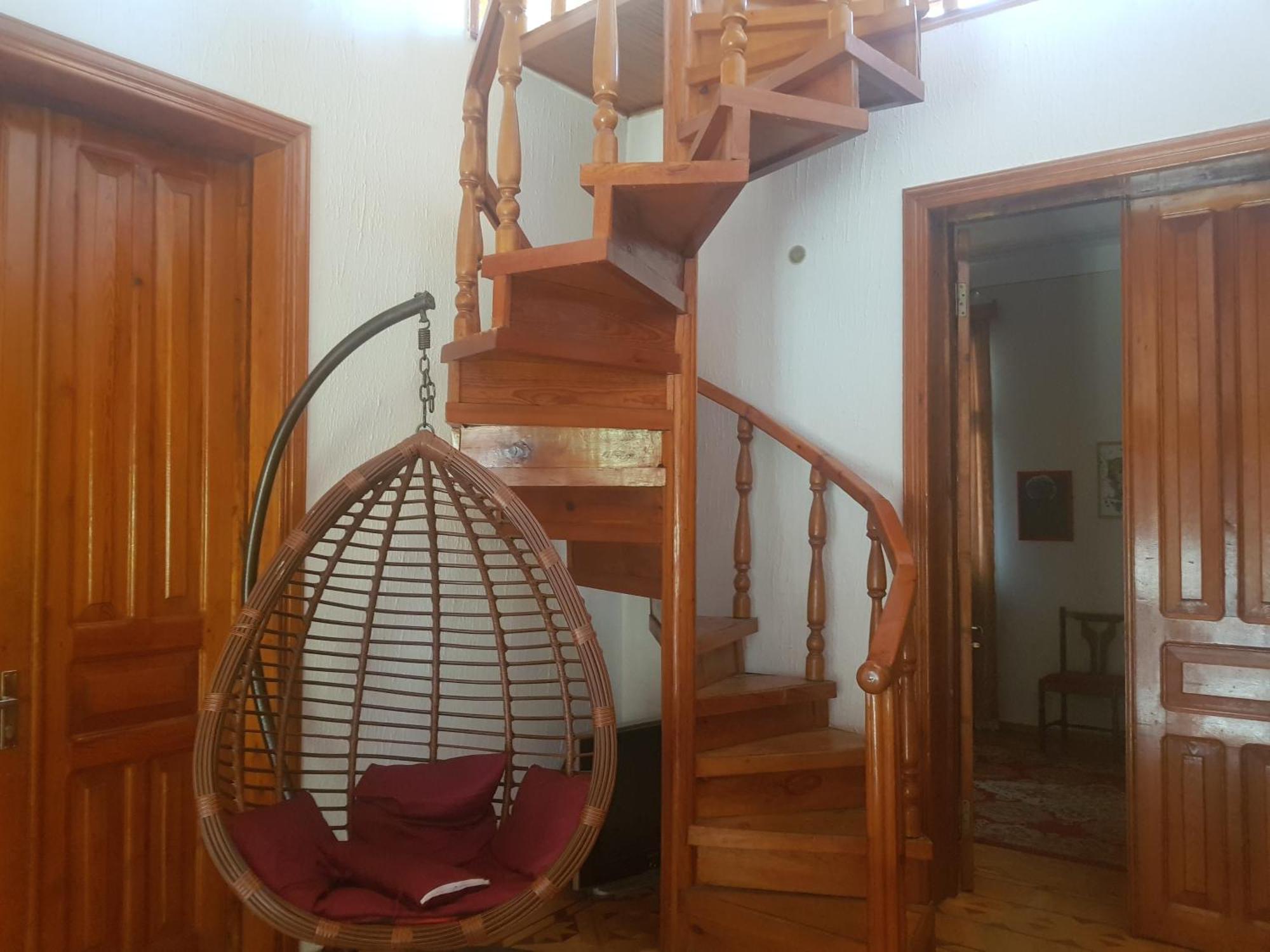 Hotel Shaumiani 쿠타이시 외부 사진